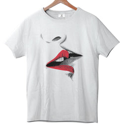 Kisses - Tee